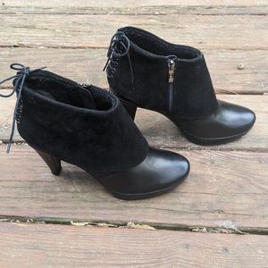 Vintage sz 9 leather ankle booties